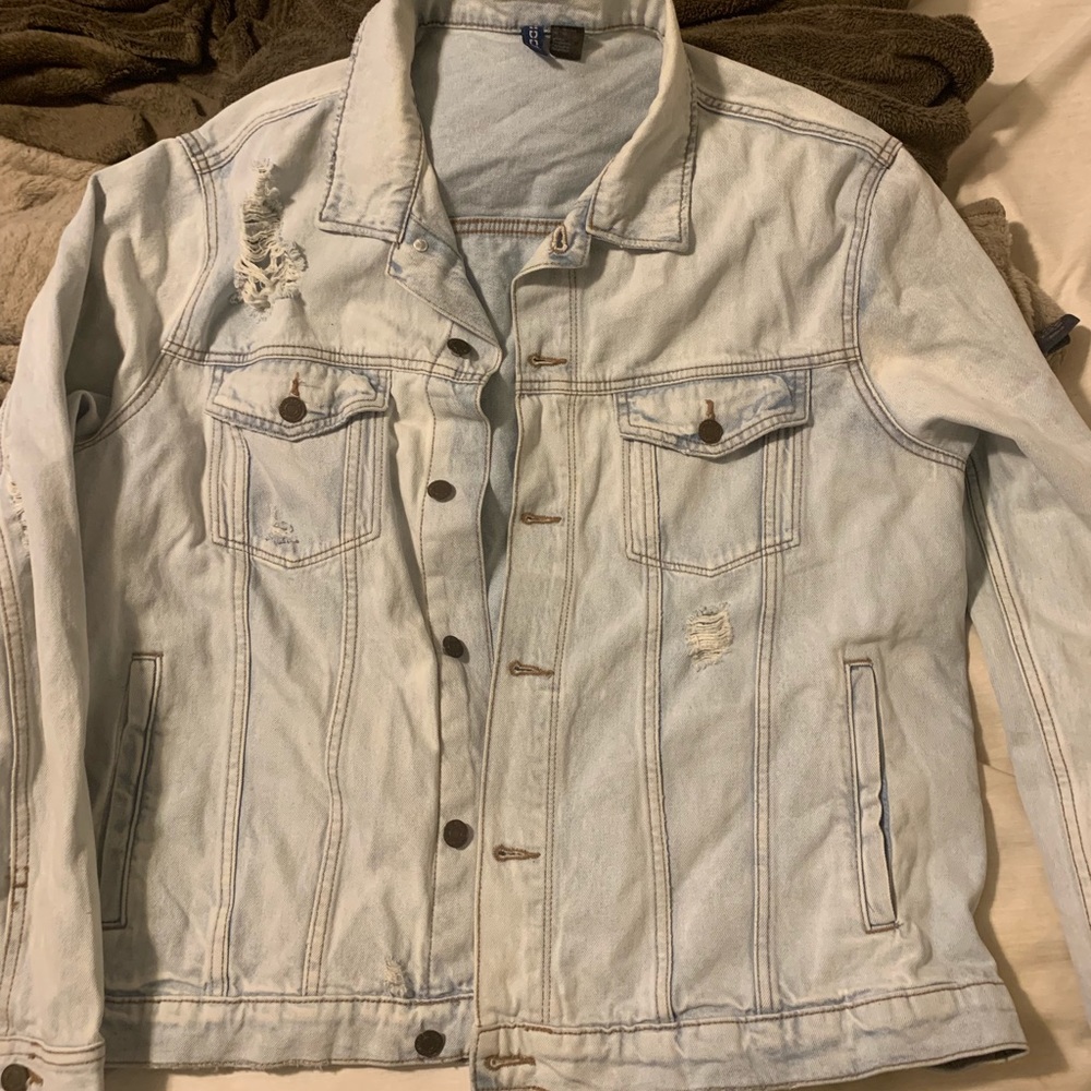 Light wash jean jacket